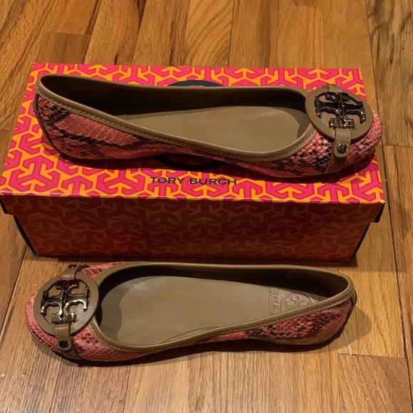 Tory Burch Python print ballet flat in size 8.5 - Picture 2 of 7